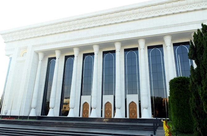 Özbəkistan Milli Kitabxanasında Azərbaycan guşəsinin açılışı oldu — FOTOLAR