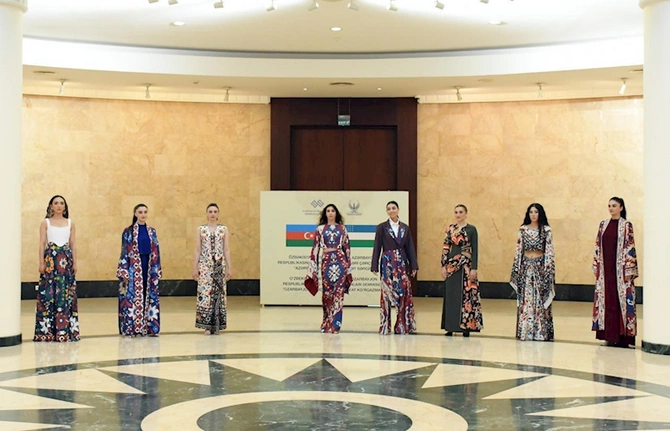 Azərbaycanın sənət incilərində yaşayan milli irsi” — Daşkənddə sərgi açılıb