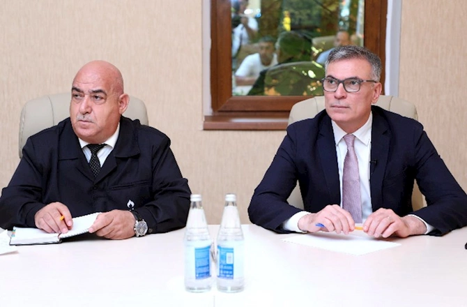 Azəriqazın baş direktoru Şamaxı və Qobustan rayon sakinlərinin müraciətlərini dinlədi — FOTOLAR