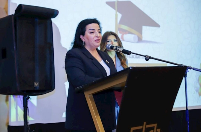 Şəhid övladlarının “Məzun günü” keçirildi — FOTOLAR Şəhid övladlarının “Məzun günü” keçirildi — FOTOLAR