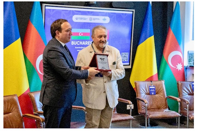 Qərbi Azərbaycana qayıdışla bağlı Buxarest Forumu baş tutub — FOTOLAR