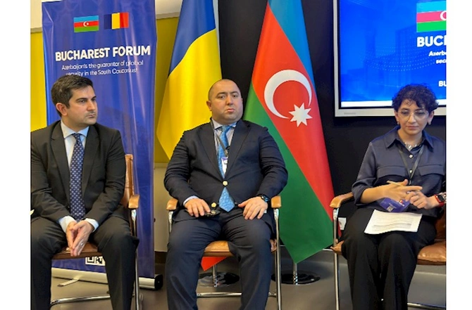 Qərbi Azərbaycana qayıdışla bağlı Buxarest Forumu baş tutub — FOTOLAR