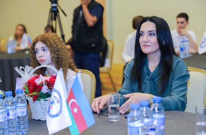 Şəhid övladlarının “Məzun günü” keçirildi — FOTOLAR Şəhid övladlarının “Məzun günü” keçirildi — FOTOLAR