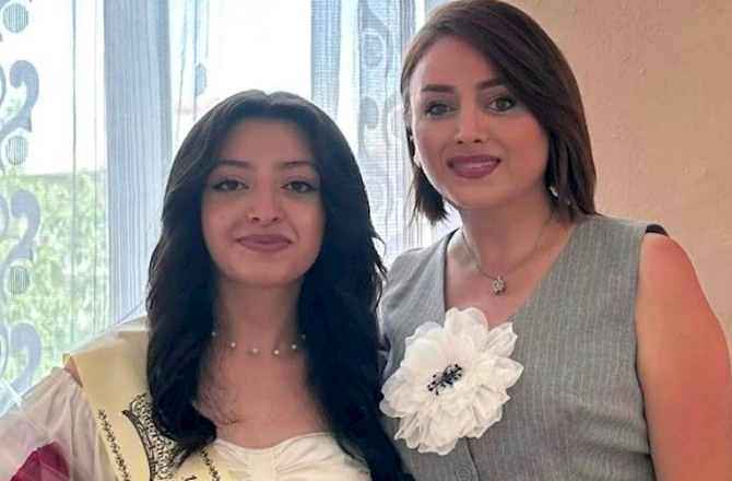 Jurnalist övladları da məzun oldular — FOTOLAR Jurnalist övladları da məzun oldular — FOTOLAR