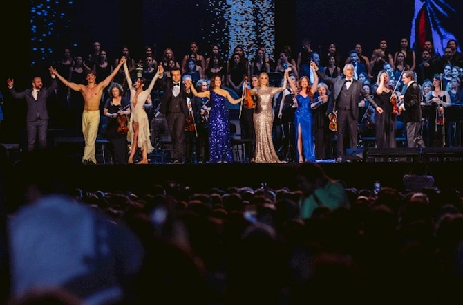 Andrea Bocellinin 30 illik yubiley konserti keçirildi — FOTOLAR