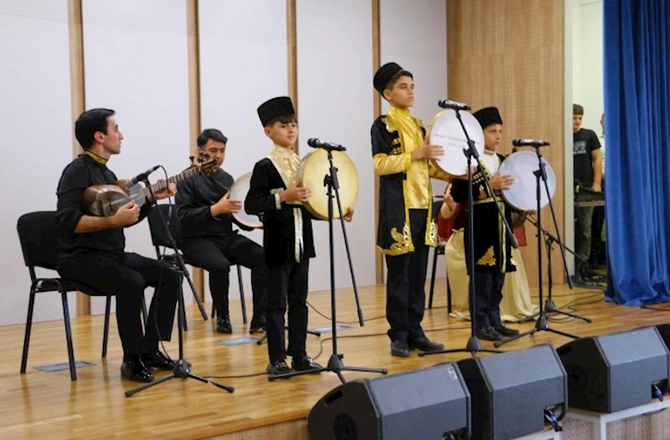 “Milli Qurtuluşdan Zəfərə” məktəblilərin yaradıcılıq festivalı keçirilib — FOTOLAR