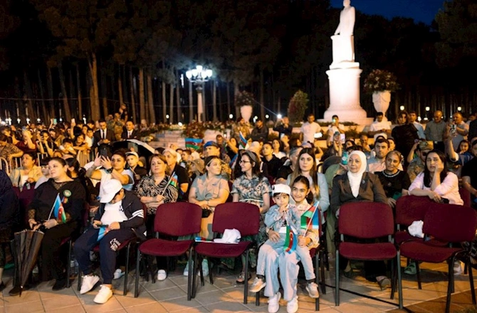 Abşeronda Milli Qurtuluş Günü təntənə ilə qeyd edildi — FOTOLAR