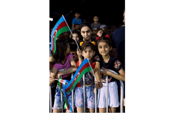 Abşeronda Milli Qurtuluş Günü təntənə ilə qeyd edildi — FOTOLAR