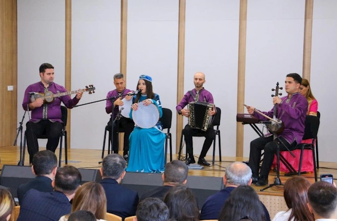 “Milli Qurtuluşdan Zəfərə” məktəblilərin yaradıcılıq festivalı keçirilib — FOTOLAR