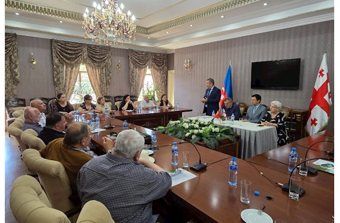 Tbilisdə “Qafqaz evi” ideyası: sülh və təhlükəsizlik” mövzusunda beynəlxalq konfrans keçirilib — FOTOLAR Tbilisdə “Qafqaz evi” ideyası: sülh və təhlükəsizlik” mövzusunda beynəlxalq konfrans keçirilib — FOTOLAR