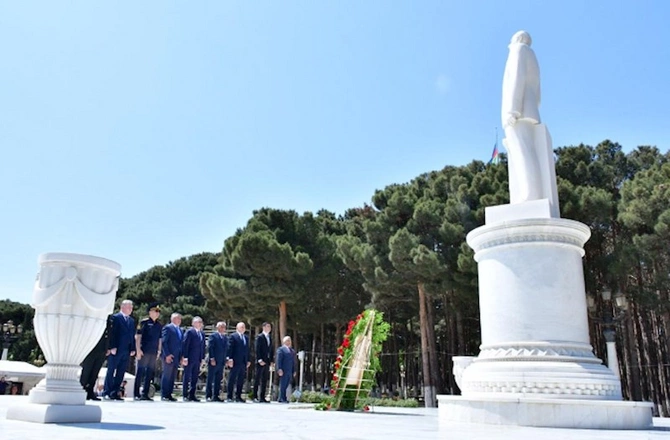 Abşeronda Milli Qurtuluş Günü təntənə ilə qeyd edildi — FOTOLAR
