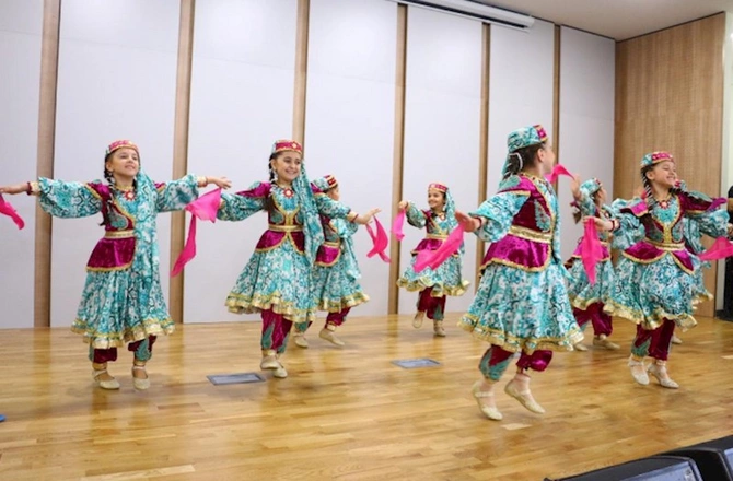 “Milli Qurtuluşdan Zəfərə” məktəblilərin yaradıcılıq festivalı keçirilib — FOTOLAR