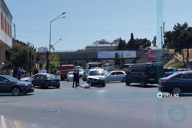 Polis avtomobilinin iştirakı ilə qəza baş verib — FOTO
