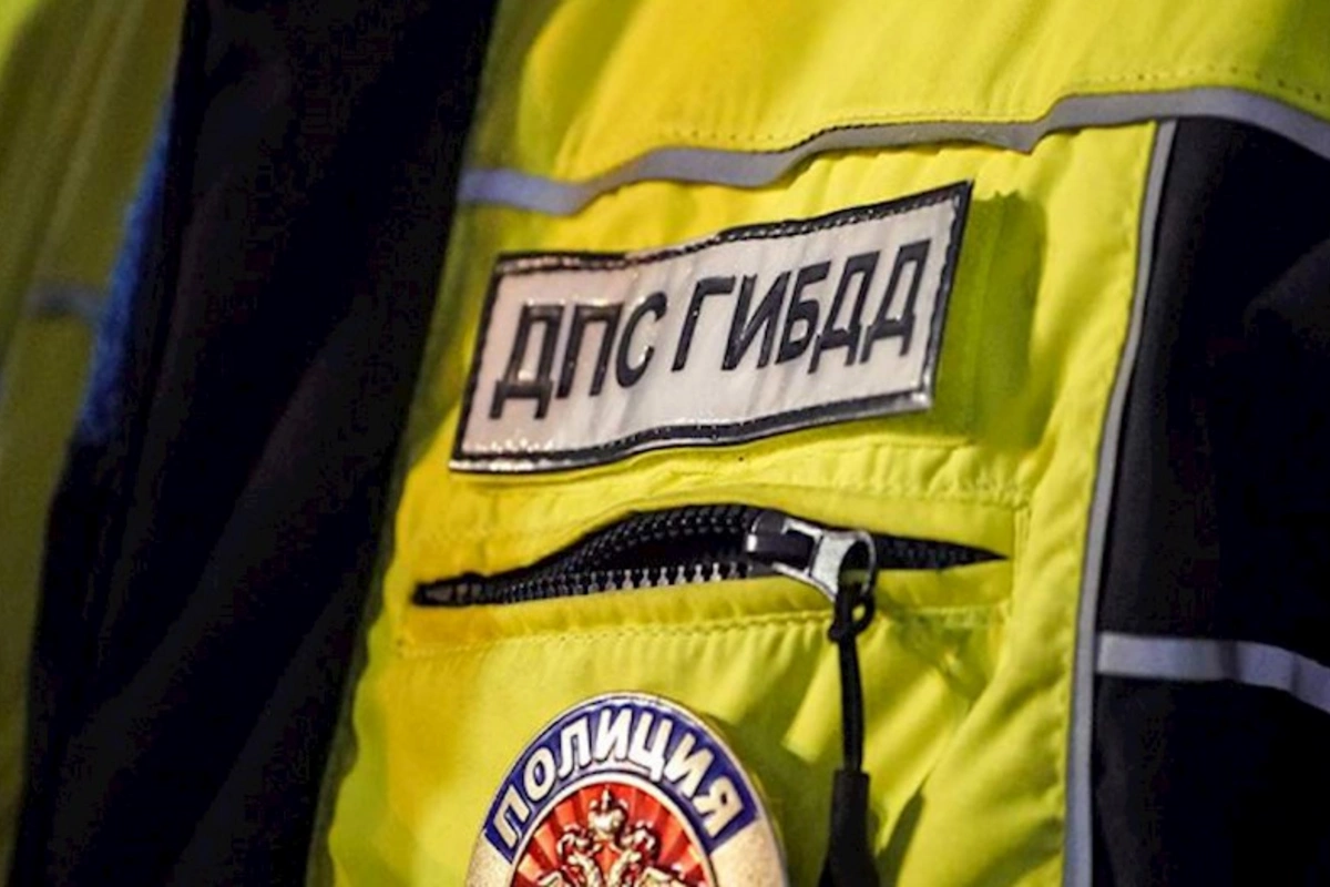 Moskvada yük avtomobili 16 maşına çırpılıb