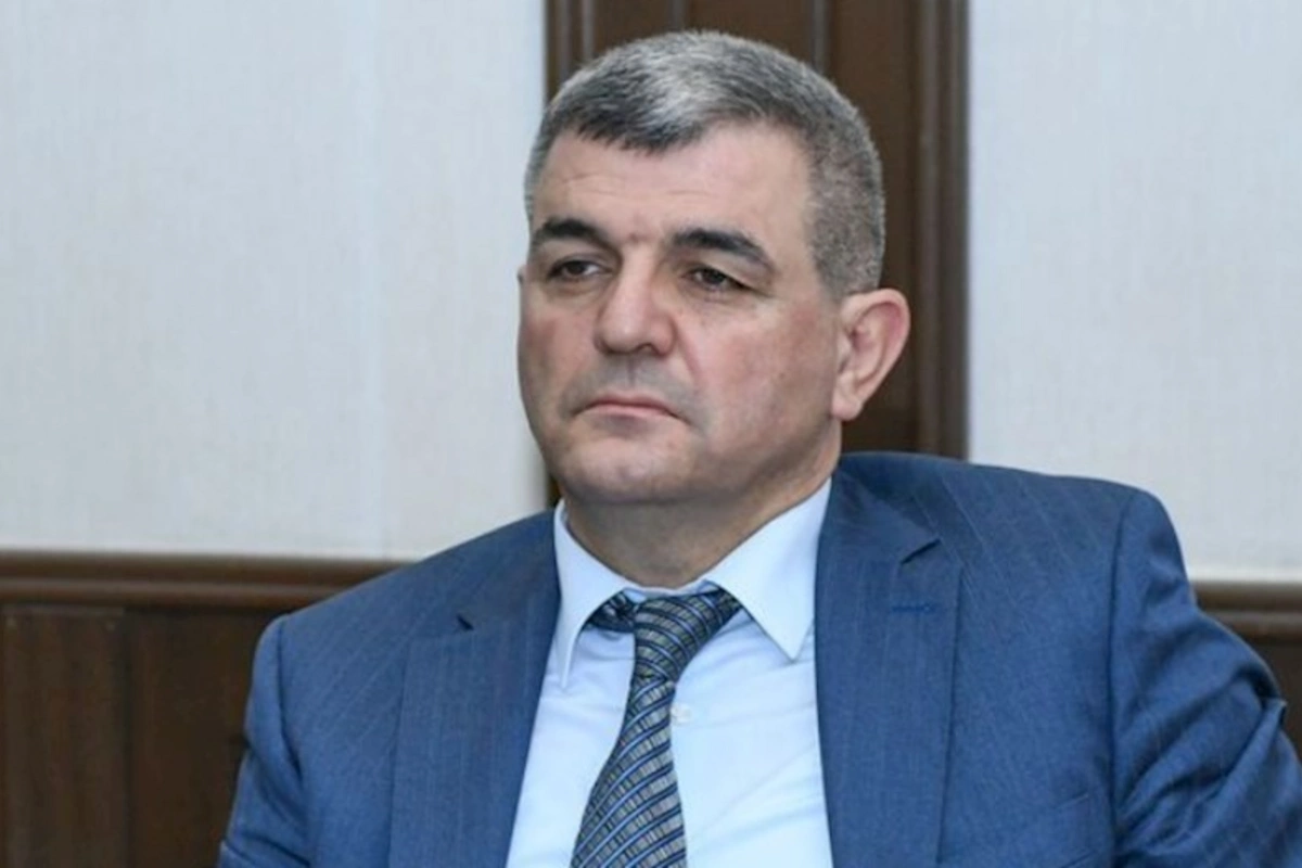 Fazil Mustafa: Qala divarlarının restavrasiyası modern üsluba uyğun aparılmalıdır — FOTO