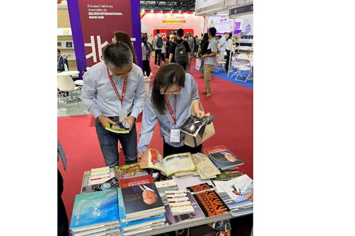 Azərbaycan Pekin Beynəlxalq Kitab Sərgisində ilk dəfə milli stendlə təmsil olunur — FOTOLAR