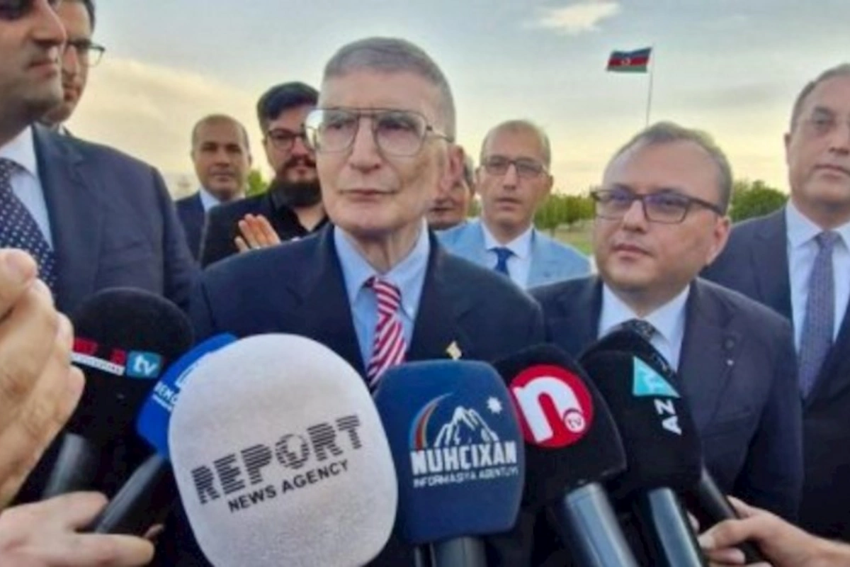 Əziz Sancar: Naxçıvan Türkiyənin Türk dünyasına açılan qapısıdır