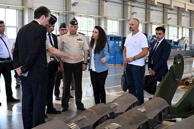 Kərim Vəliyev Serbiyada döyüş sistemləri zavodunda olub — FOTOLAR