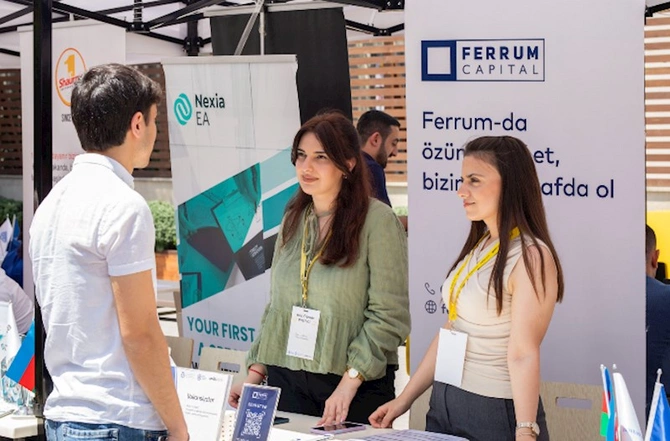 30-dan çox şirkətin iştirakı ilə “Yelo Career Festival” keçirildi — FOTOLAR 30-dan çox şirkətin iştirakı ilə “Yelo Career Festival” keçirildi — FOTOLAR