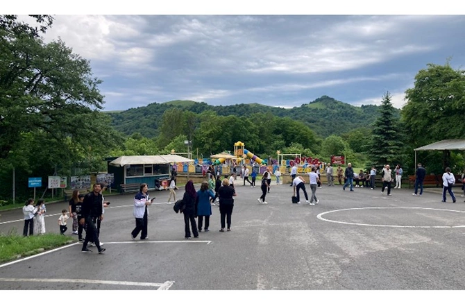 Bayram günlərində milli parkları 12348 turist ziyarət edib — FOTOLAR