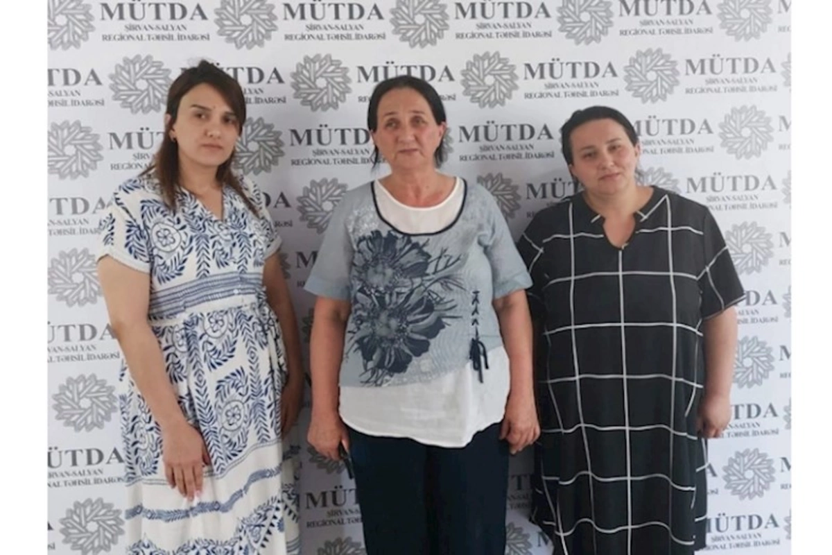 Ana və iki qızı imtahanda yüksək bal topladılar