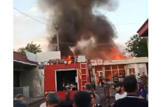 Lənkəranda bazar yanır — VİDEO/FOTO