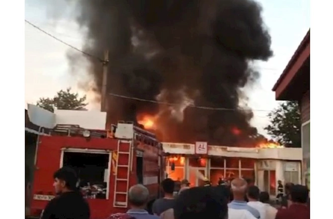 Lənkəranda bazar yanır — VİDEO/FOTO