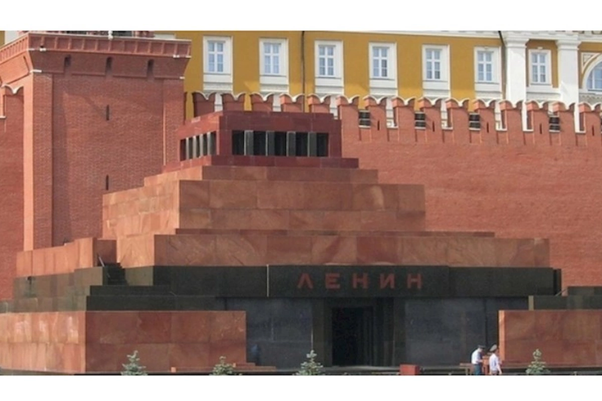 Rusiyada Lenin məqbərəsini yandırmağa cəhd edildi: Masonların işidir