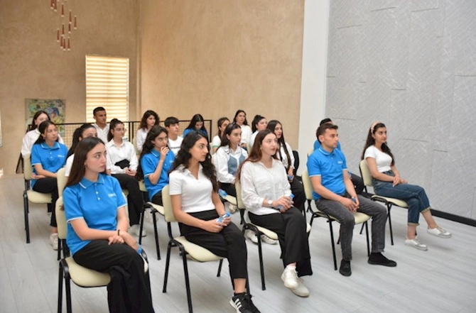 MEDİA və RİİB-in birgə təşkilatçılığı ilə “Media ayı”nın təlimləri davam etdirilir — FOTOLAR