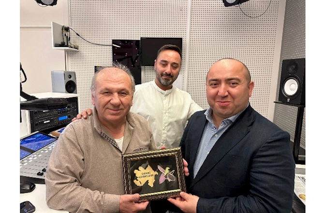 8 ölkədə 8 yazı — Aqil Ələsgərin Qərbi Azərbaycanla bağlı Avropada silsilə yazıları yayınlandı