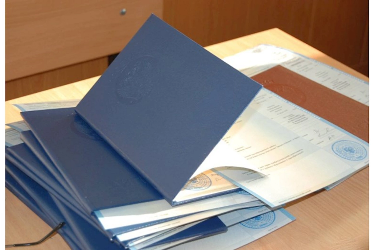 Deputat təhsillə bağlı həyəcan təbili çaldı: Saxta diplomları araşdırmalıyıq!
