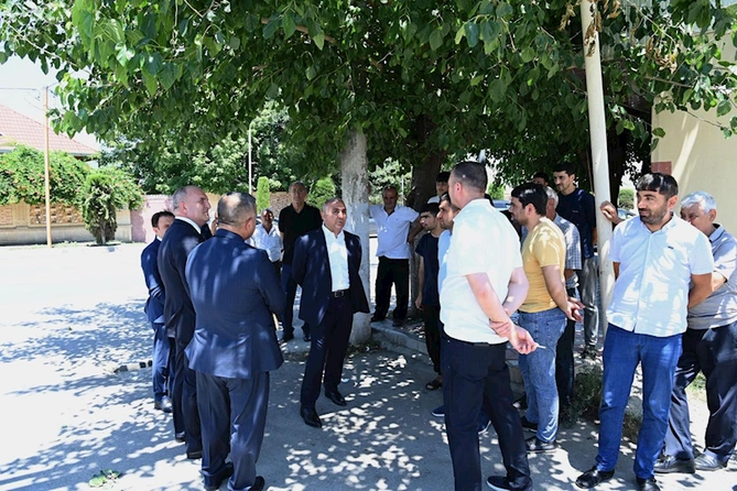 Vüqar Əhmədov Ağcabədidə vətəndaşları qəbul etdi — FOTOLAR