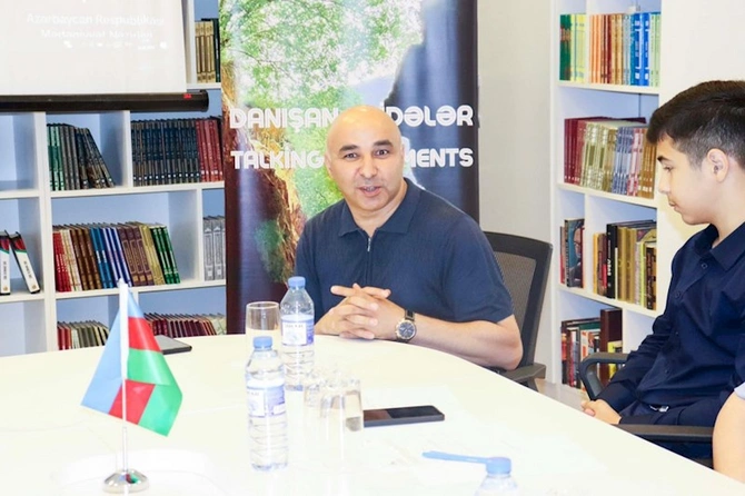 “Danışan abidələr: Azıx mağarası” adlı qısametrajlı filmin təqdimatı oldu — FOTOLAR “Danışan abidələr: Azıx mağarası” adlı qısametrajlı filmin təqdimatı oldu — FOTOLAR