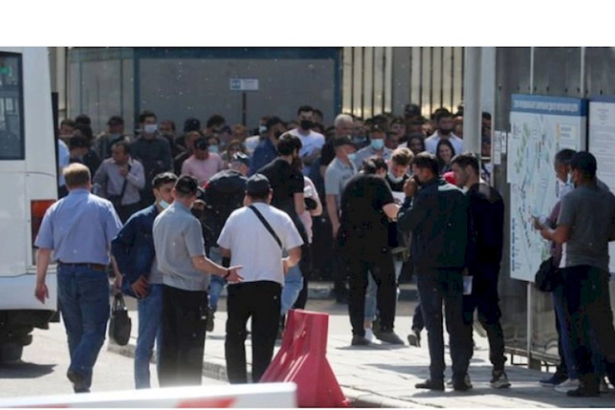 Rusiyada yaşayan azərbaycanlı miqrantlara təhlükə — Sabiq nazirdən xəbərdarlıq