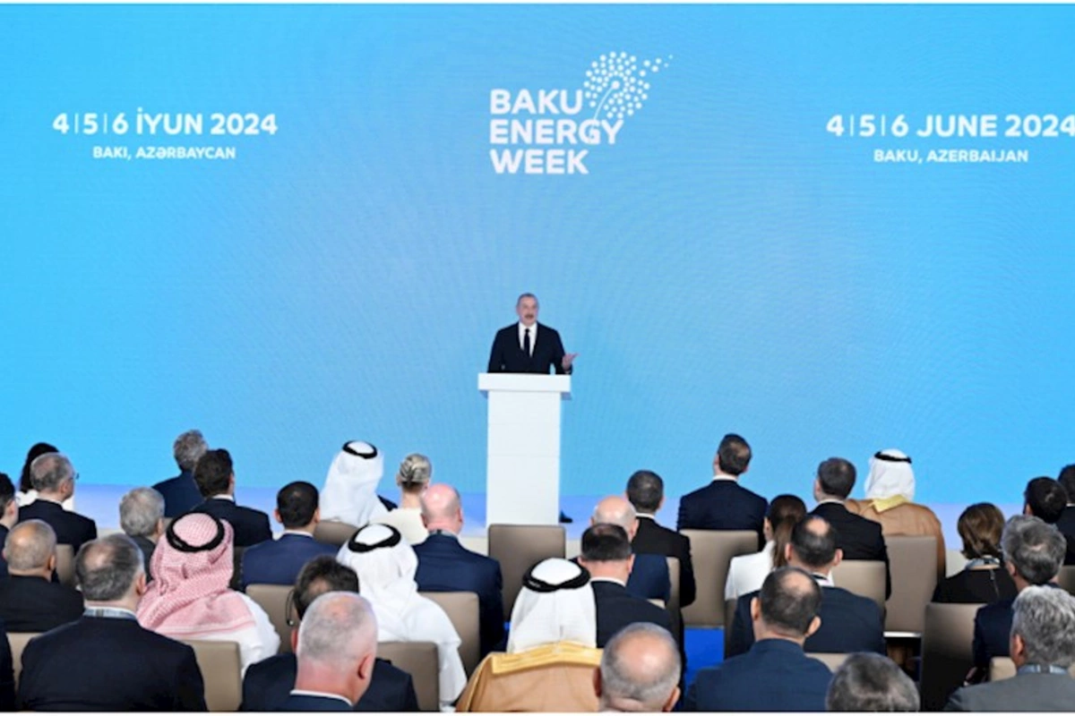 Bakı Enerji Həftəsi: Azərbaycan qlobal oyunçuya çevrilir…