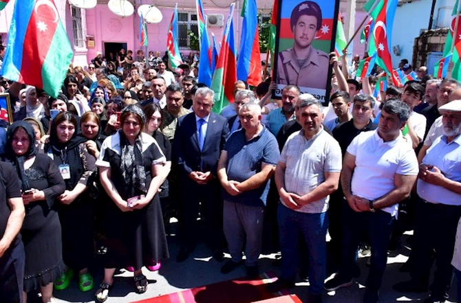 Birinci Qarabağ Müharibəsi şəhidi Rövşən Əliyev dəfn edildi — FOTOLAR
