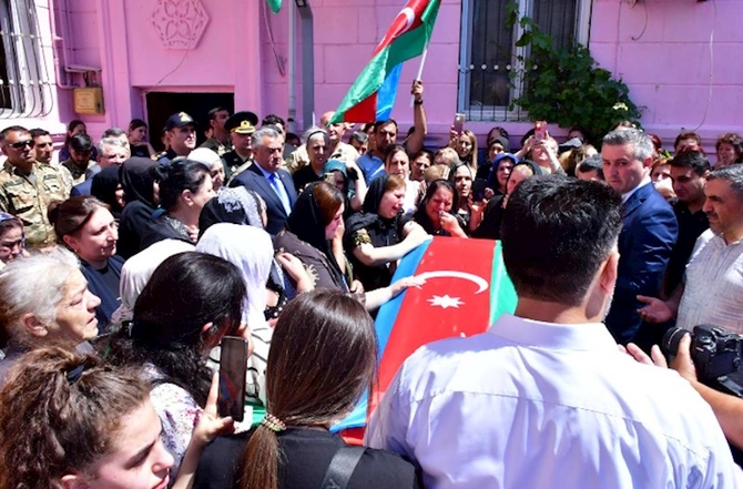 Birinci Qarabağ Müharibəsi şəhidi Rövşən Əliyev dəfn edildi — FOTOLAR