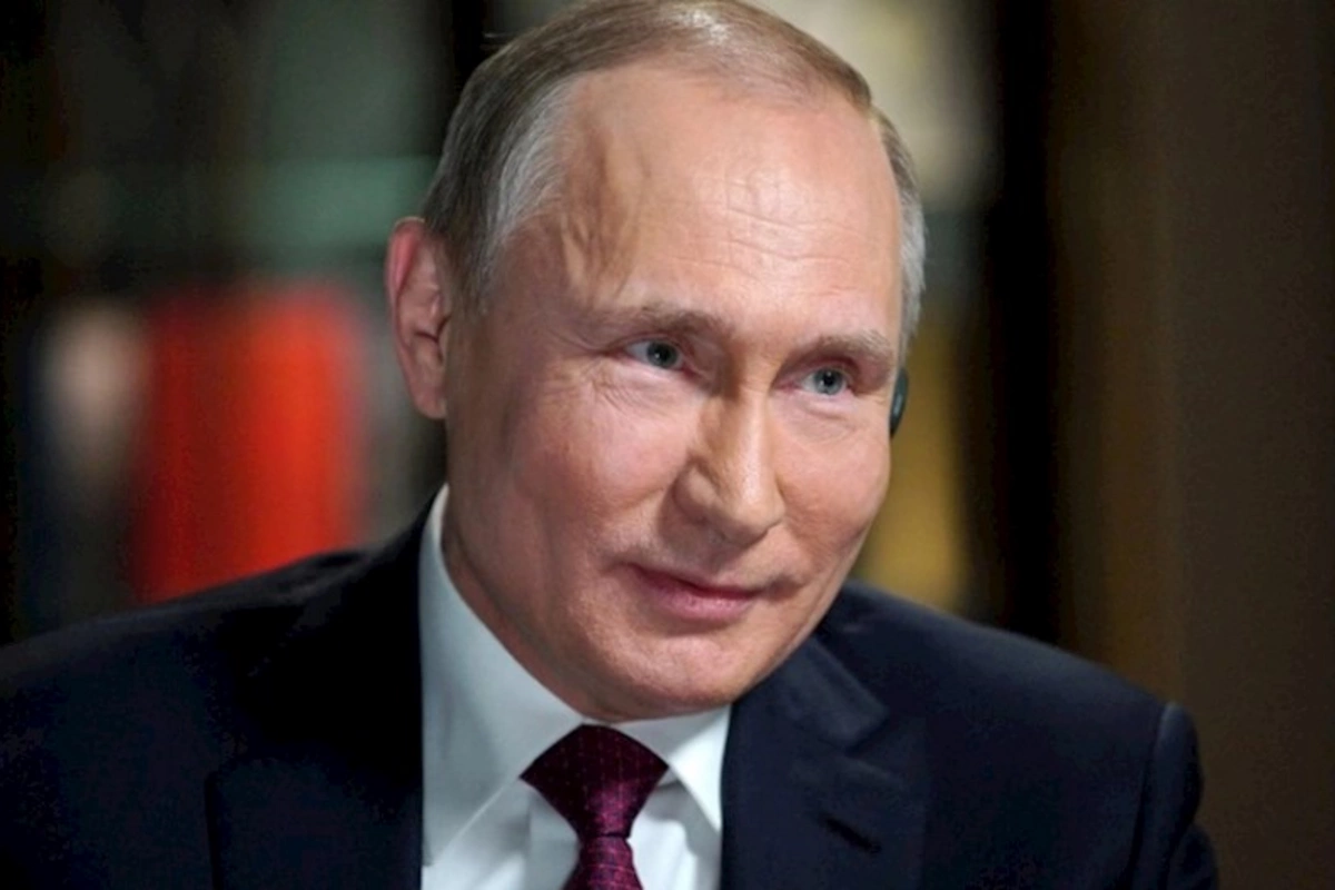Putin: Şimal-Cənub Nəqliyyat Dəhlizi yüklərin Süveyş kanalından 10 gün tez çatdırılmasına imkan verəcək