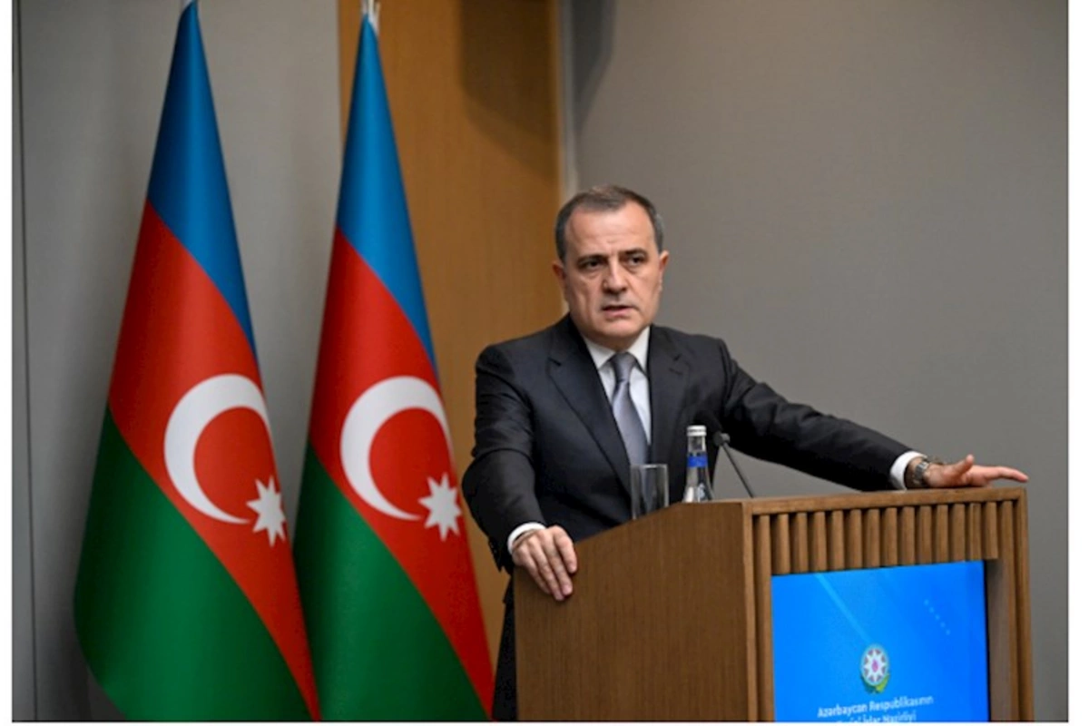 Ceyhun Bayramov MDB XİN Şurasının iclasında iştirak üçün Türkmənistana yola düşüb