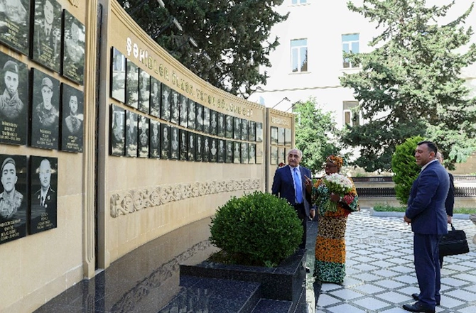 Ümumdünya Ticarət Təşkilatının Baş Katibi UNEC-də — FOTOLAR Ümumdünya Ticarət Təşkilatının Baş Katibi UNEC-də — FOTOLAR