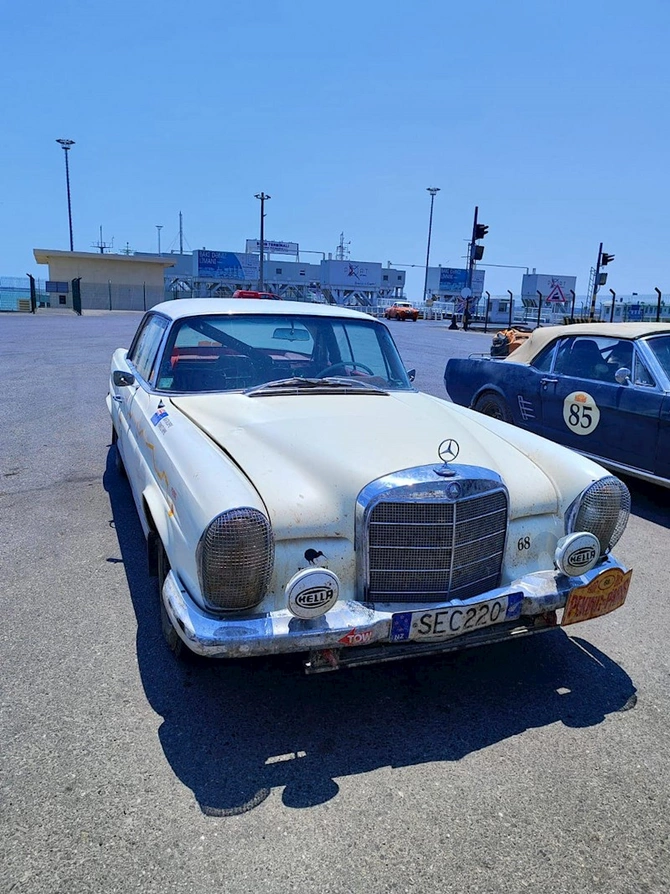 Pekin-Paris beynəlxalq avtomobil rallisi iştirakçıları Azərbaycandan keçməklə Parisə yola düşüblər — FOTOLAR