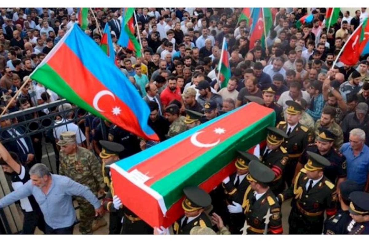 Qalıqları tapılan Xocalı şəhidi ilə Abşeronda vida mərasimi keçirilib