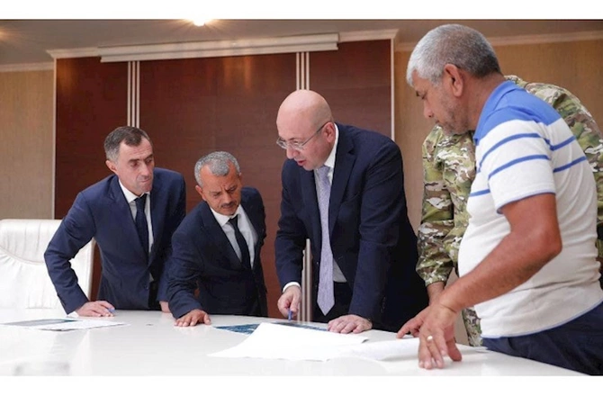 Anar Quliyev Neftçalada vətəndaşları qəbul edib — FOTO