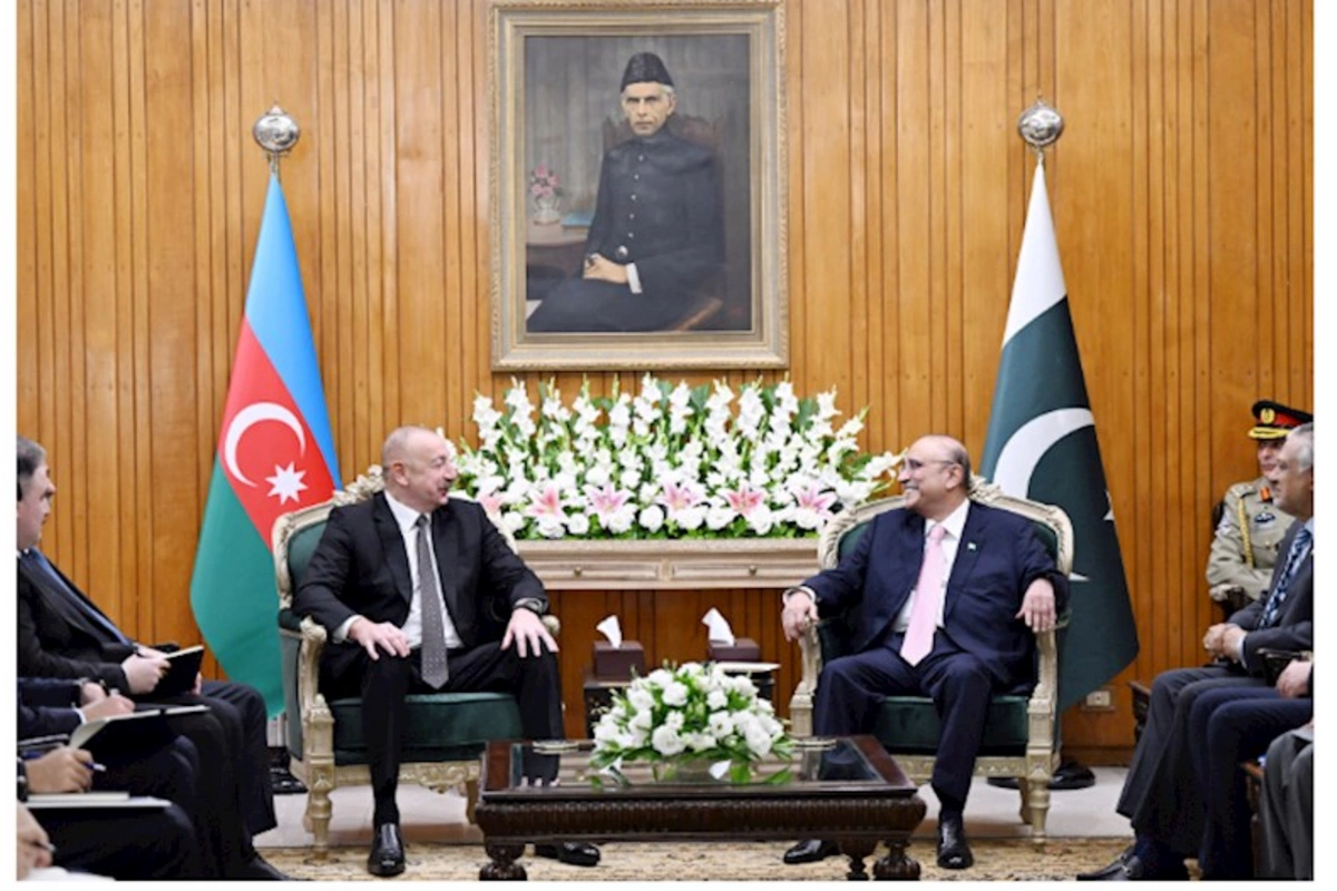 İlham Əliyev Pakistan Prezidentini COP29-a dəvət etdi
