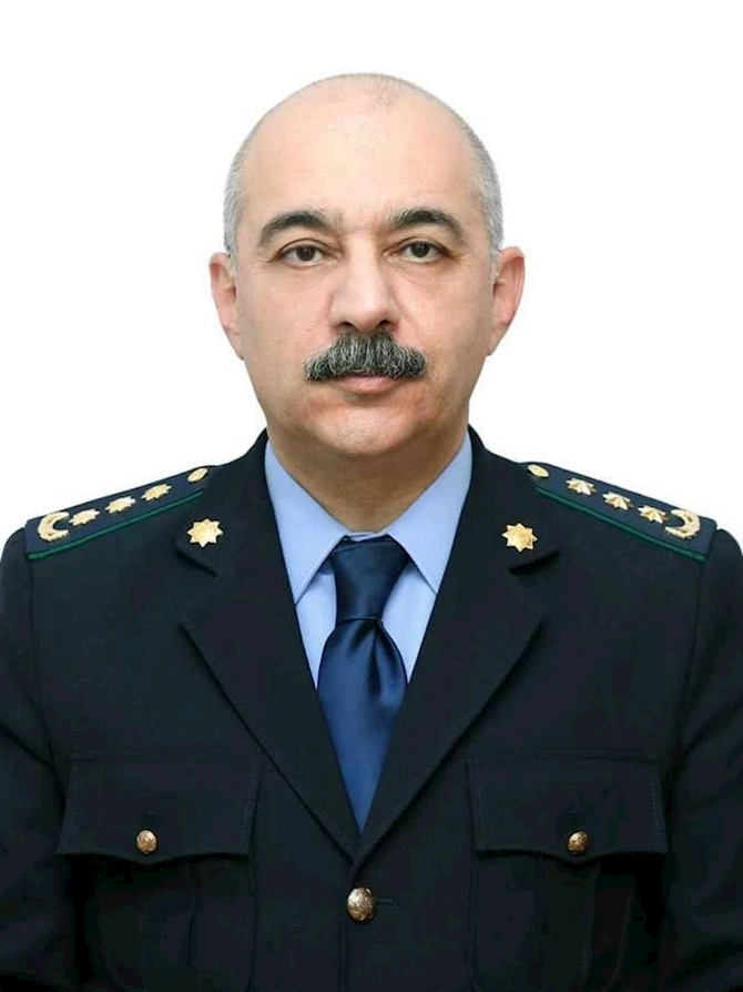 Şahin Bağırov müşavirini Türkiyəyə gömrük attaşesi təyin edibmiş — FOTO Şahin Bağırov müşavirini Türkiyəyə gömrük attaşesi təyin edibmiş — FOTO