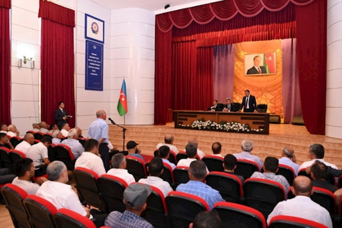 “Azərişıq” Lerikdə sahibkarlarla görüş keçirdi — FOTOLAR