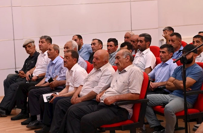 “Azərişıq” Lerikdə sahibkarlarla görüş keçirdi — FOTOLAR