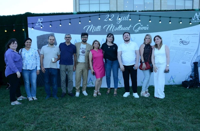 “Azərsun Holdinq” Mətbuat Gününü jurnalistlərlə birlikdə qeyd etdi — FOTOLAR “Azərsun Holdinq” Mətbuat Gününü jurnalistlərlə birlikdə qeyd etdi — FOTOLAR