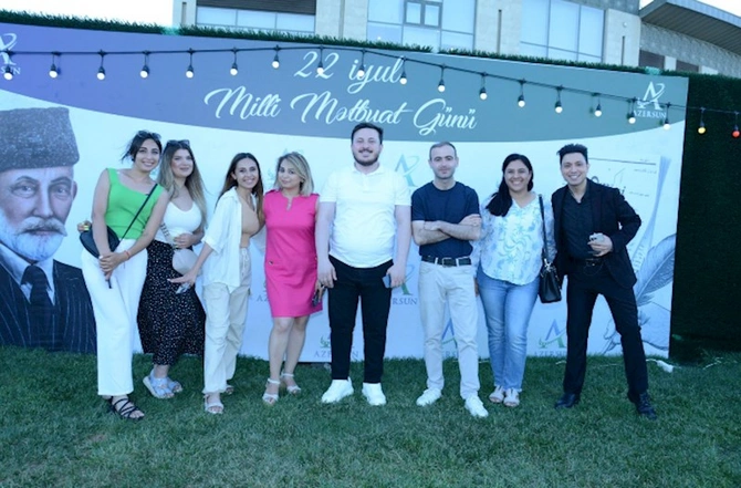 “Azərsun Holdinq” Mətbuat Gününü jurnalistlərlə birlikdə qeyd etdi — FOTOLAR “Azərsun Holdinq” Mətbuat Gününü jurnalistlərlə birlikdə qeyd etdi — FOTOLAR