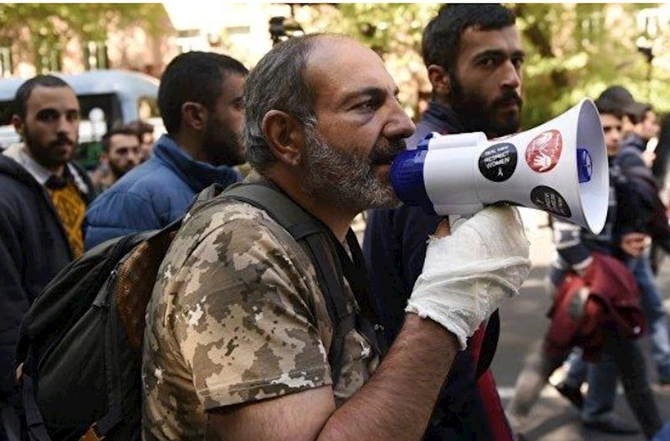 Sorosla Paşinyan arasından qara pişik keçir: Baş naziri kompromatla hədələyirlər — ANALİZ Sorosla Paşinyan arasından qara pişik keçir: Baş naziri kompromatla hədələyirlər — ANALİZ